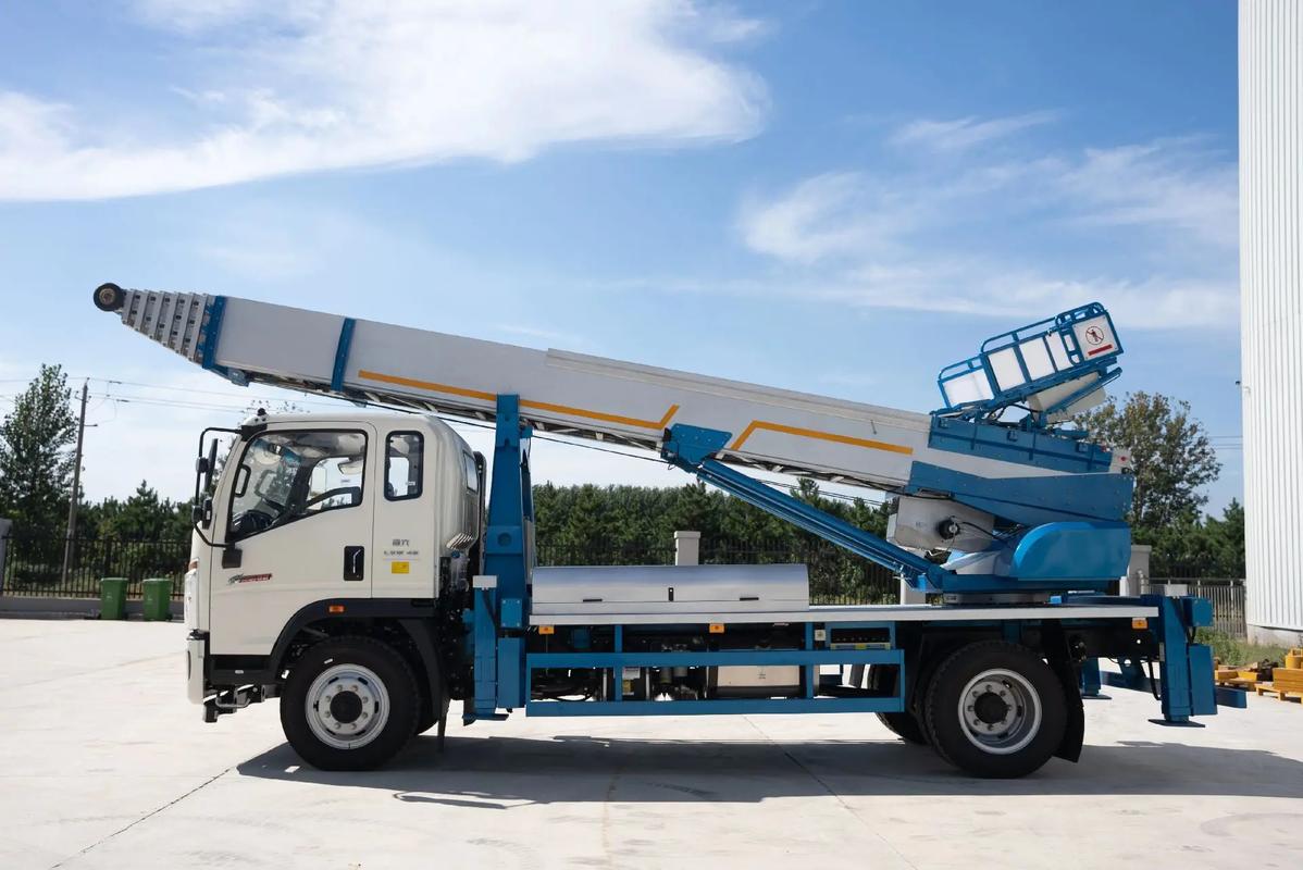 江口云梯上料车租赁费用